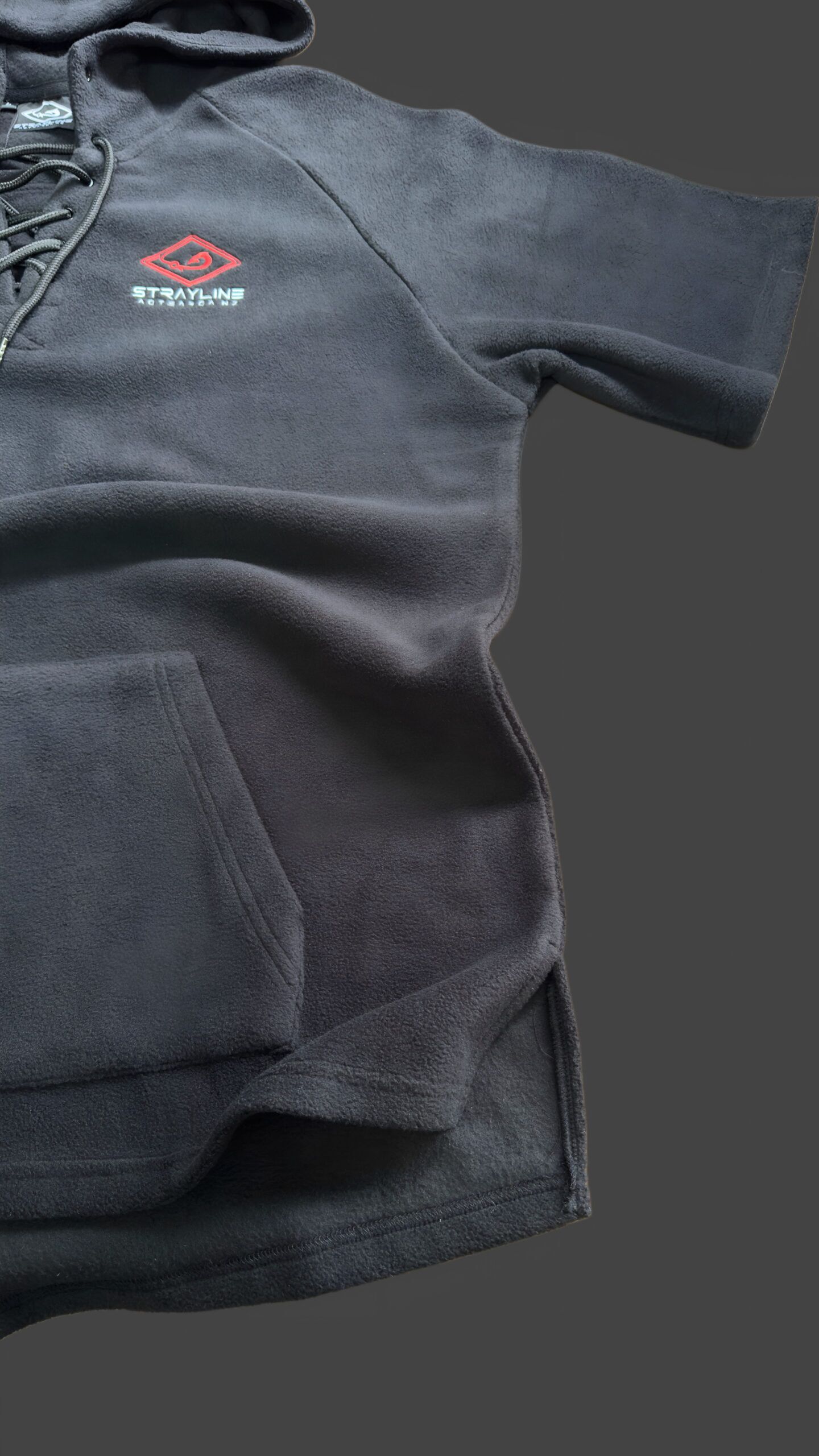Strayline men's short sleeved fleece hood - Image 2